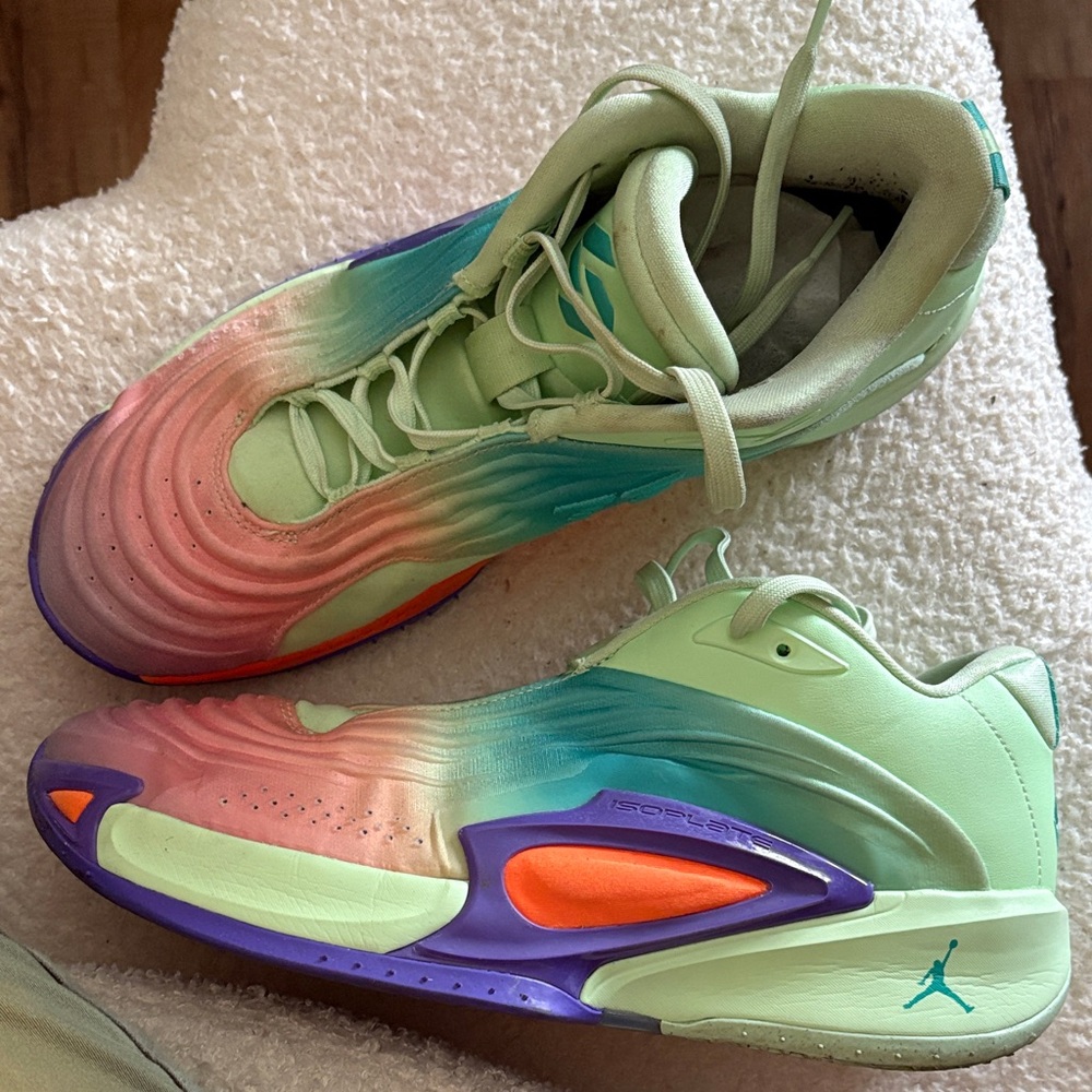 Nike Jordan Luka-3 Basketball sneakers